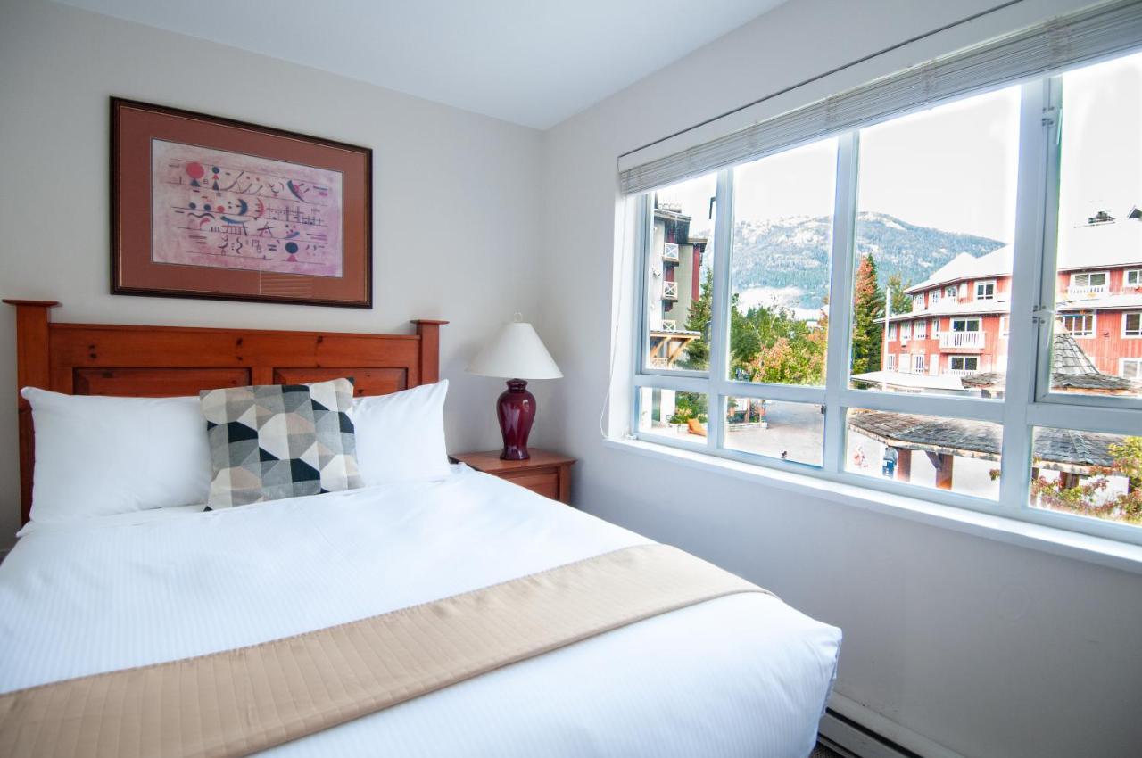 Town Plaza By Mountainview Accommodation Whistler Exterior foto