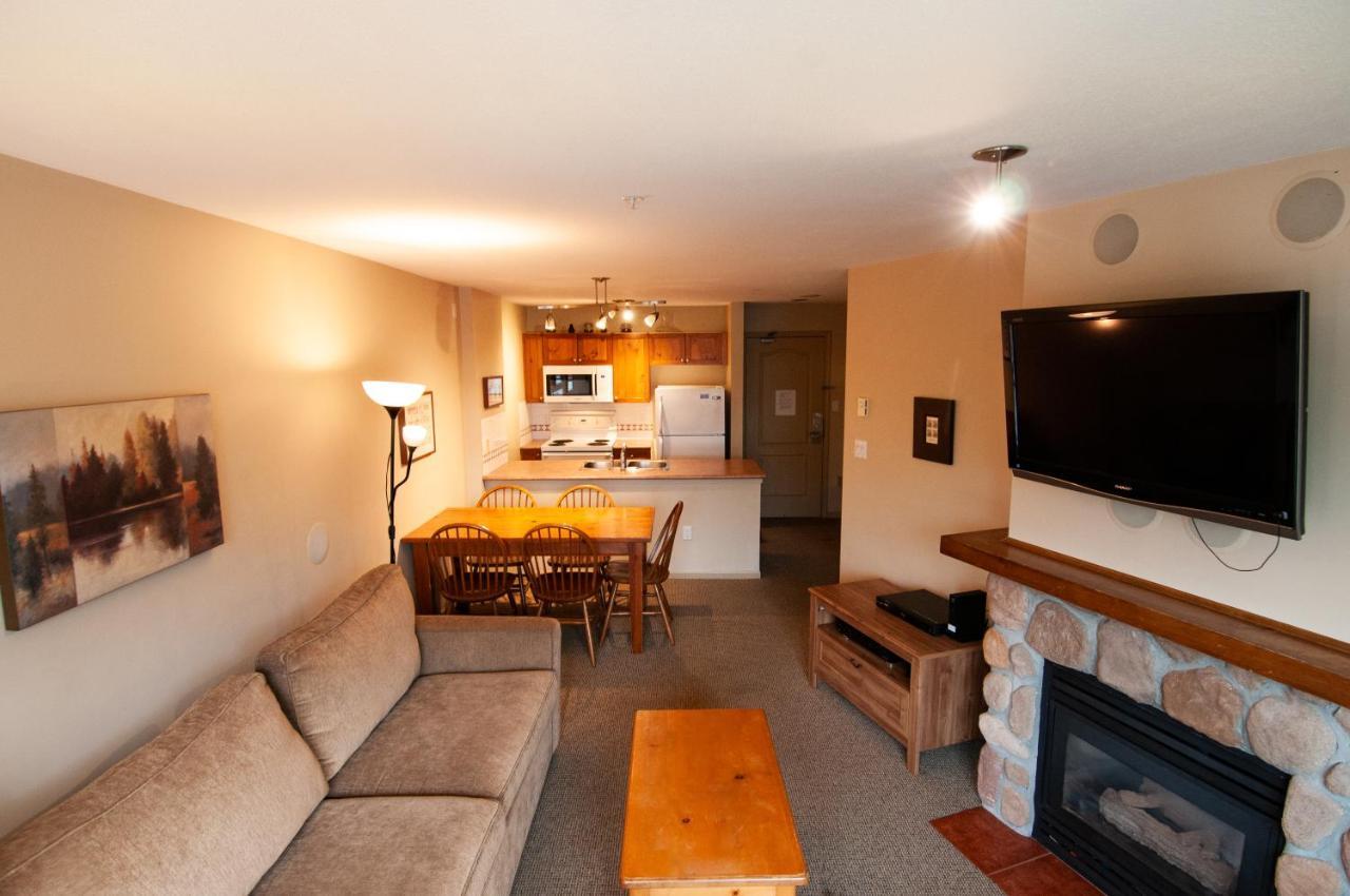 Town Plaza By Mountainview Accommodation Whistler Exterior foto
